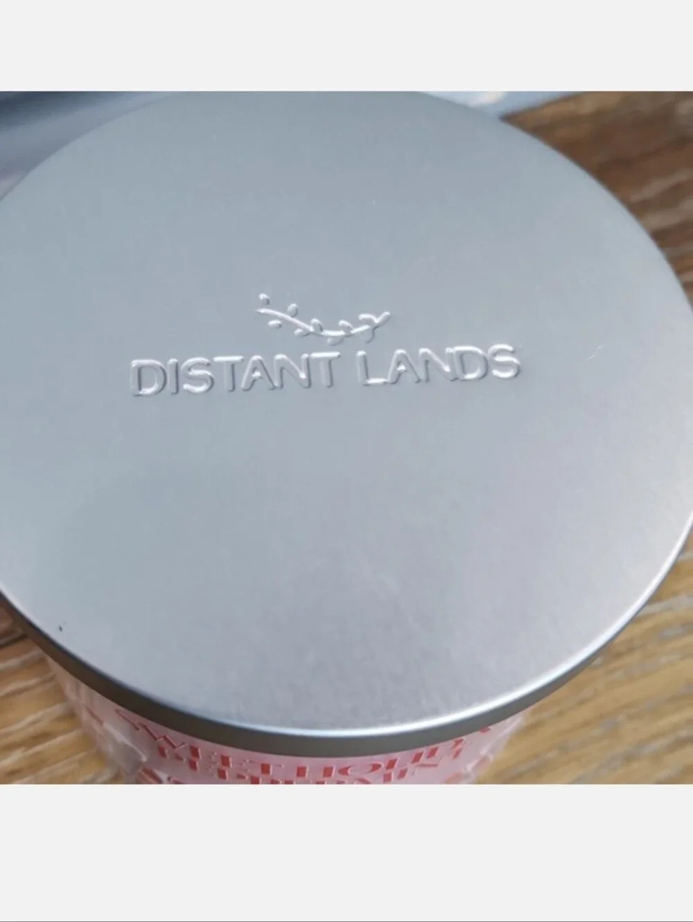 NWT Distant Lands Sweet Holiday Peppermint Scented Candle Rosemary Sugar Crystal